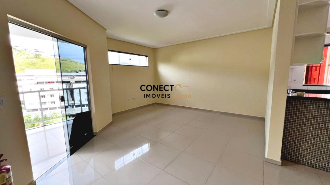 Amplo Apartamento de 3 Quartos com Suíte, Varanda e 2 Vagas no Liberdade II