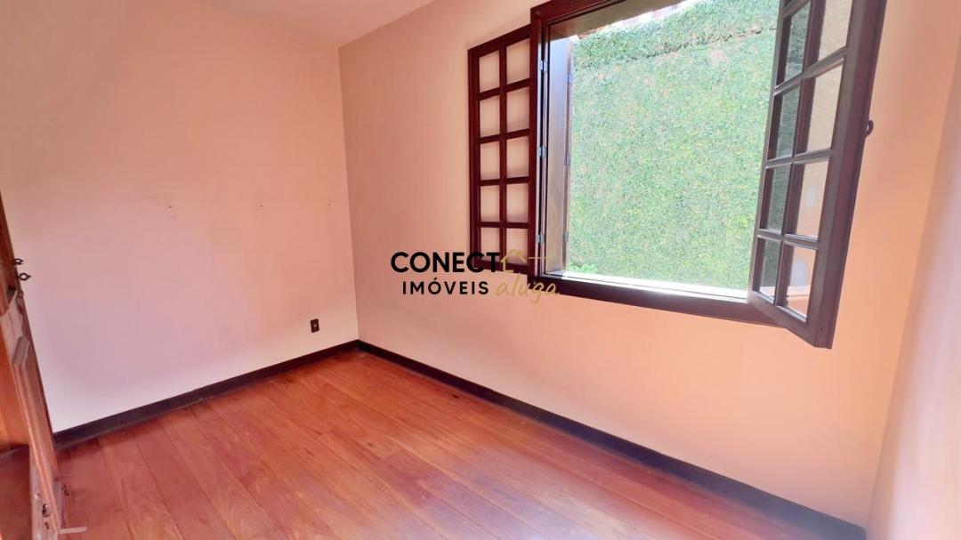 Casa para aluguel, 5 quartos, 2 vagas, Clélia Bernardes - Viçosa/MG - 430m²